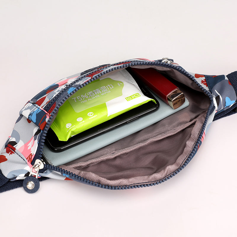 Black Chest Bag | Women's Fashion