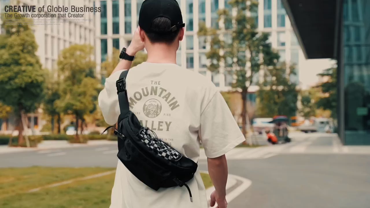 Black Bum Bag | Street Style Fashion
