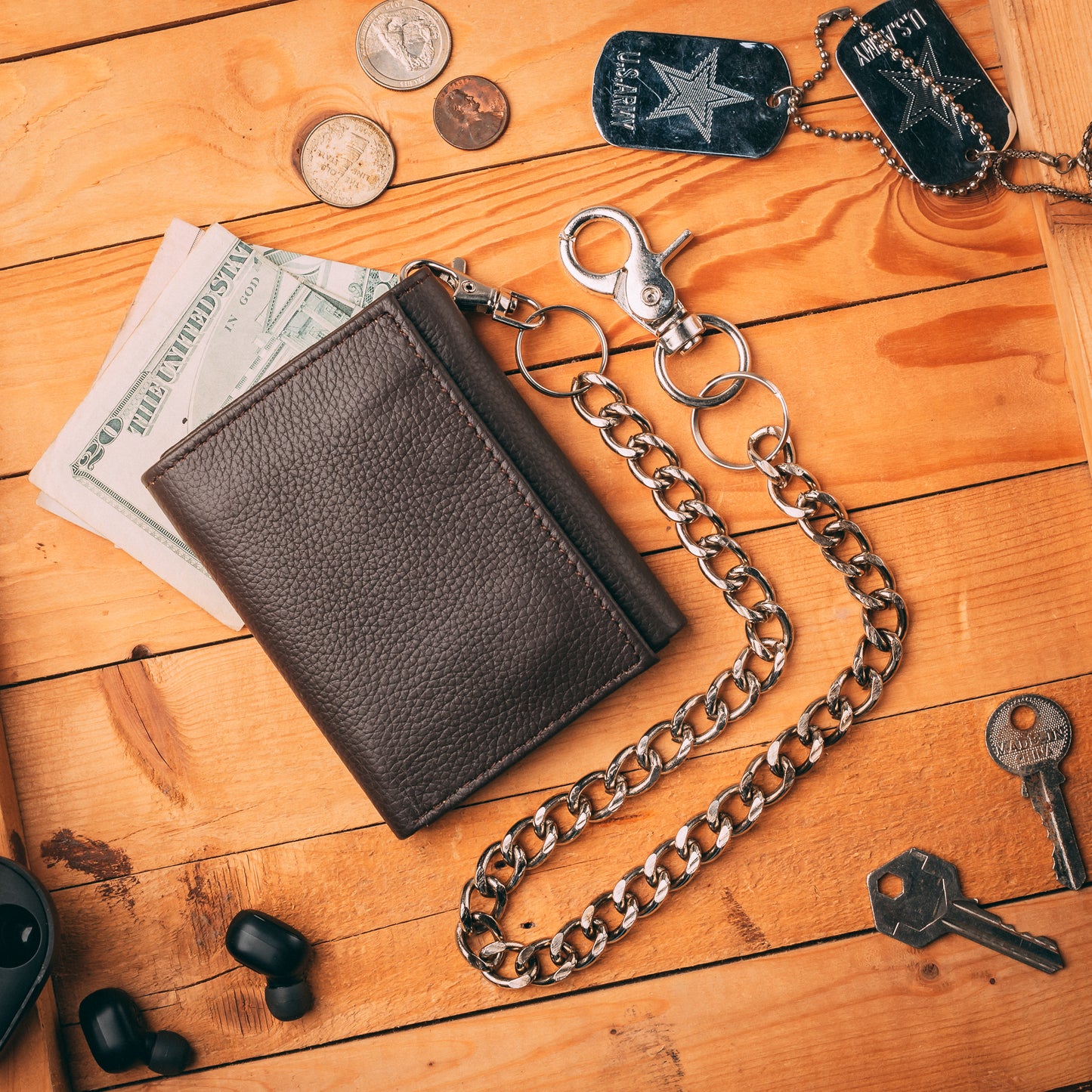 Trifold Chain Wallet for Men RFID Leather Snap Closer