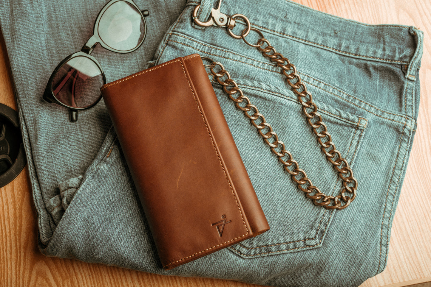 Long Tri-fold Chain Wallet with Snap RFID Safe