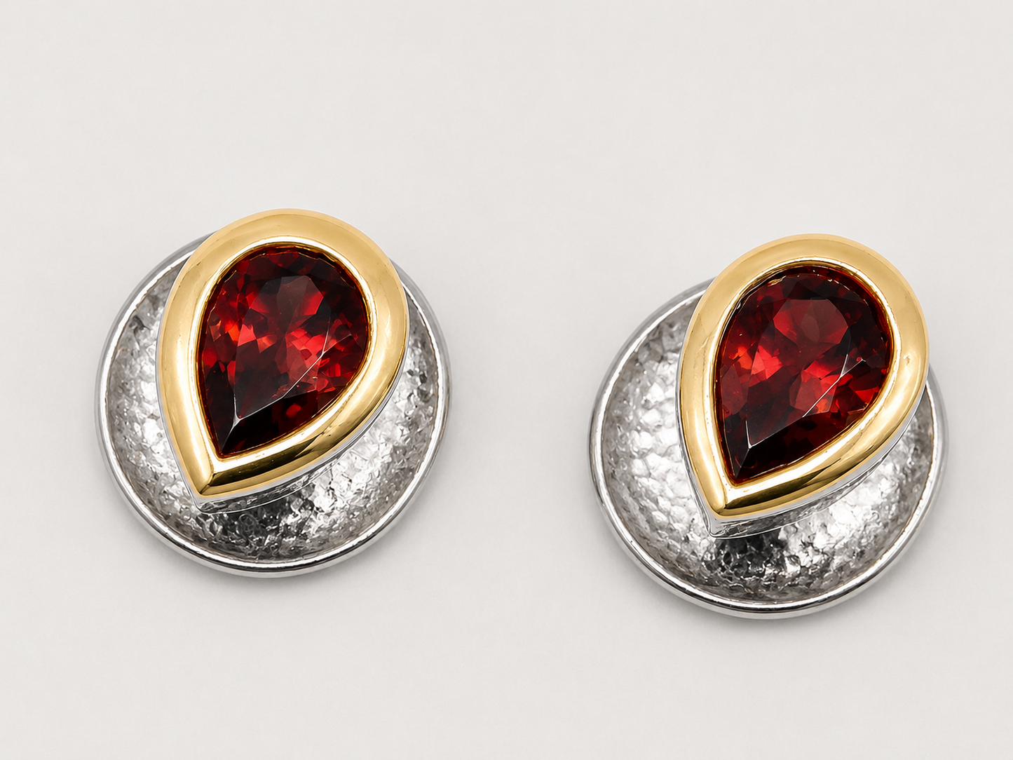 Natural Stone Pear Shape Cufflinks – 18K White Gold Plated